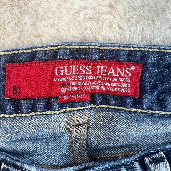 Guess 1981 Lightly Distressed Women's Jeans Rolled Cuff Size 28 - Picture 3 of 6